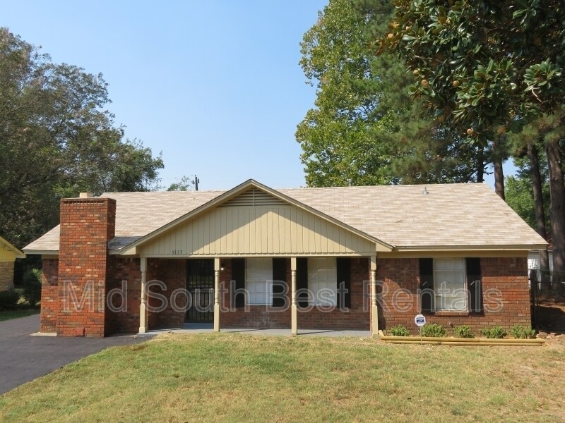 Primary Photo - 3537 Steele St