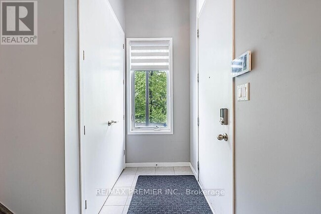 Building Photo - 77 Sydney Cir