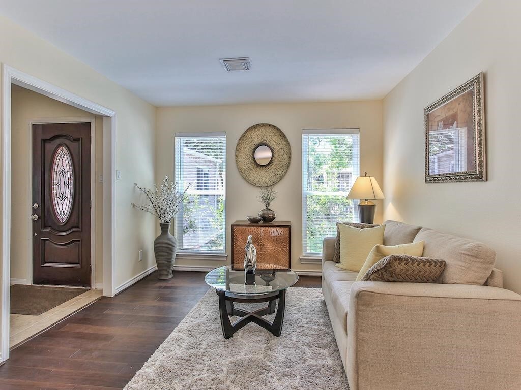 Primary Photo - 12514 Kingsride Ln