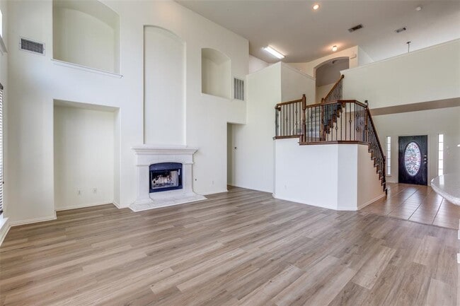 Building Photo - 20428 Crooked Stick Dr