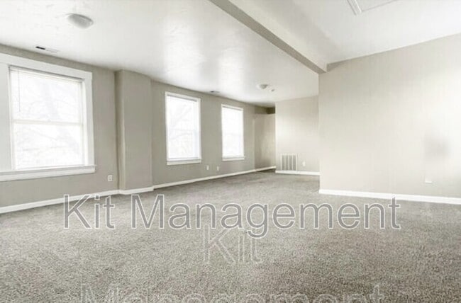 Foto del edificio - 2248 Broadway St