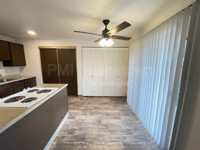 Foto del edificio - 4821 NE Prescott St