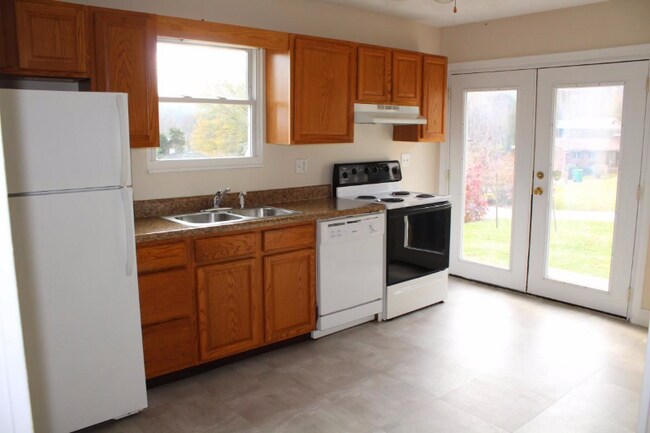 Foto del edificio - 101 Bowman Rd