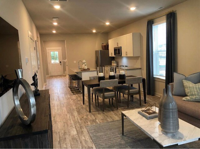Building Photo - 4205 Aragorn Way