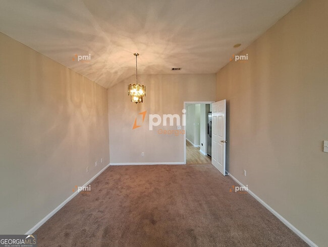 Building Photo - 204 Westcliff Center St