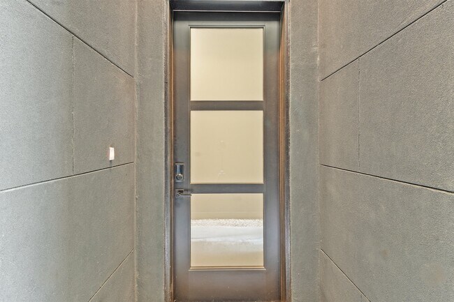 Foto del edificio - 1517 Vermont St