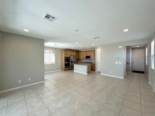 Building Photo - Summerlin West & Summerlin