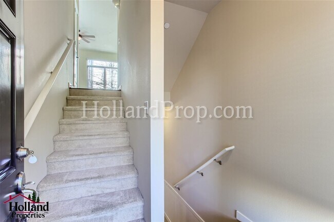 Foto del edificio - Lovely 3-Level Townhouse in great Portland...