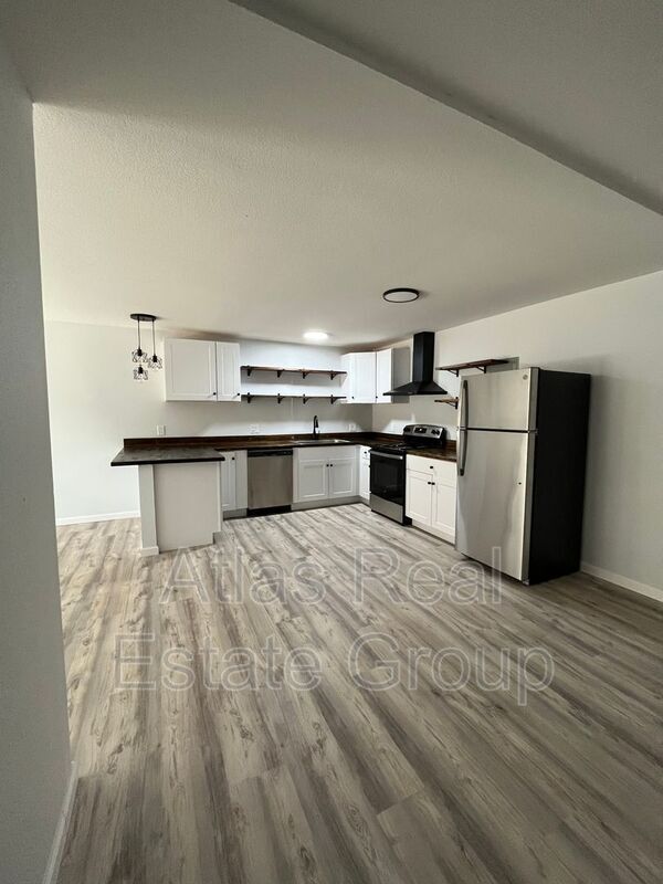 Foto del edificio - 10750 W 8th Ave