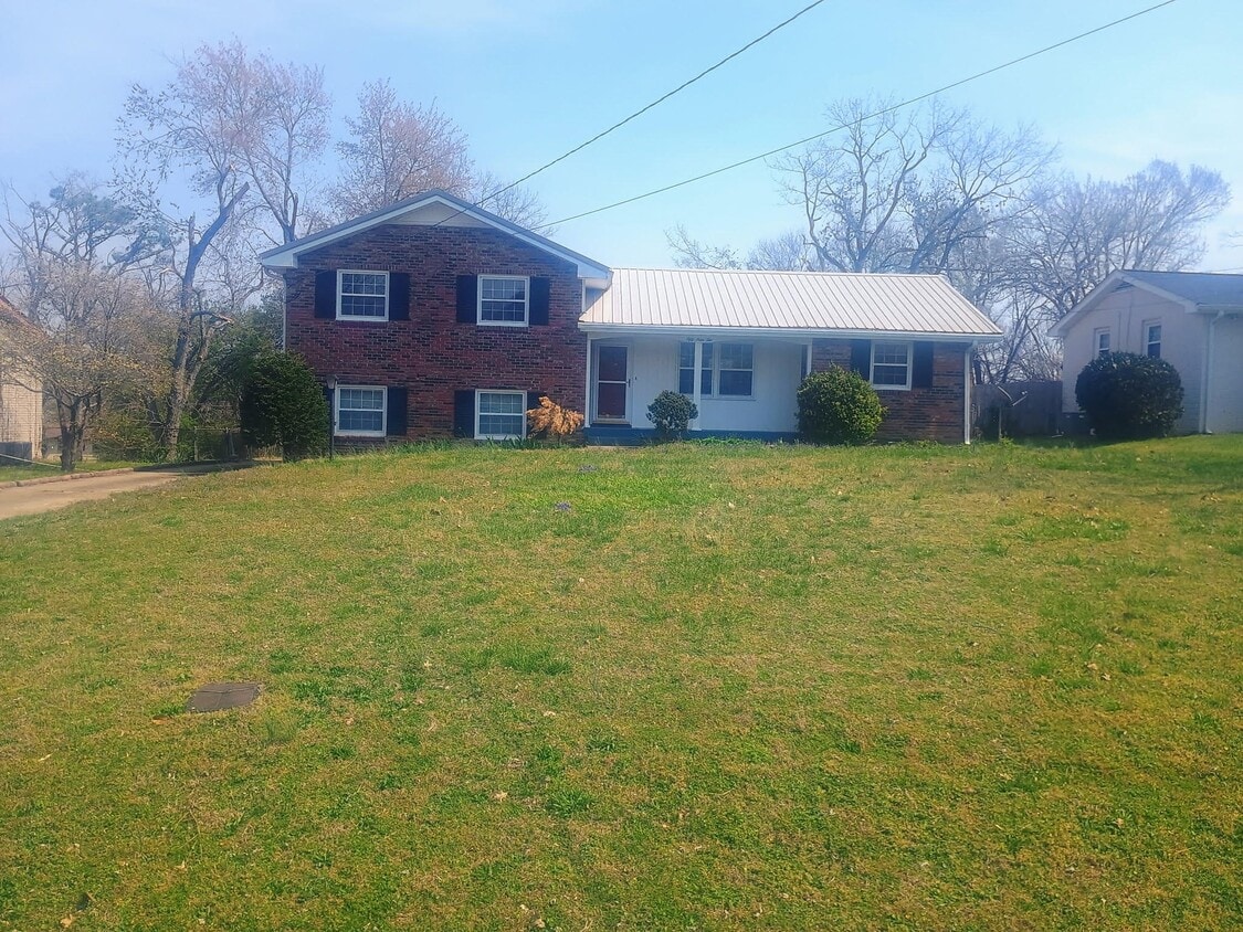 Photo - 5910 Kinsdale Dr (Nashville, TN)