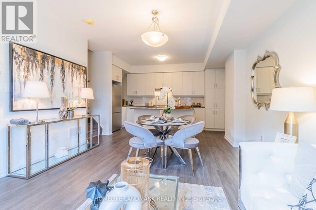 Building Photo - 10 Almond Blossom Mews