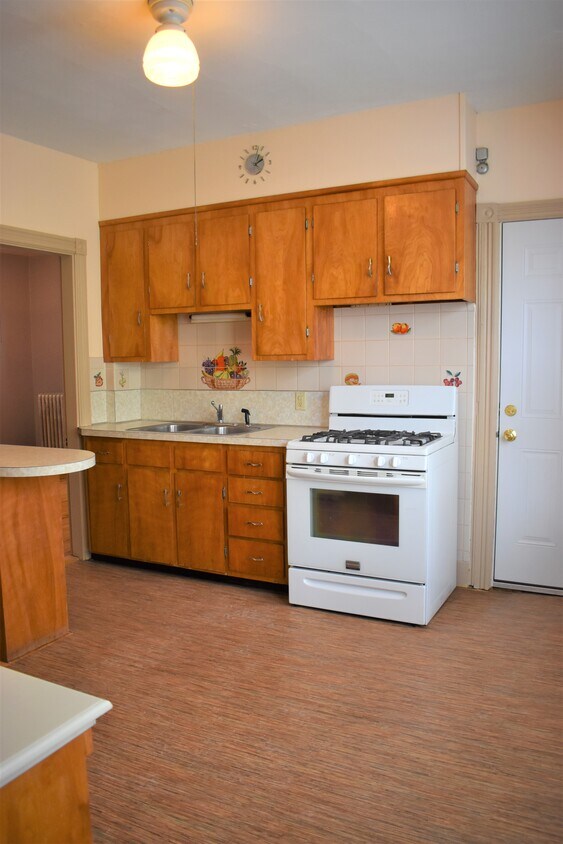 Primary Photo - 55 Kellogg St