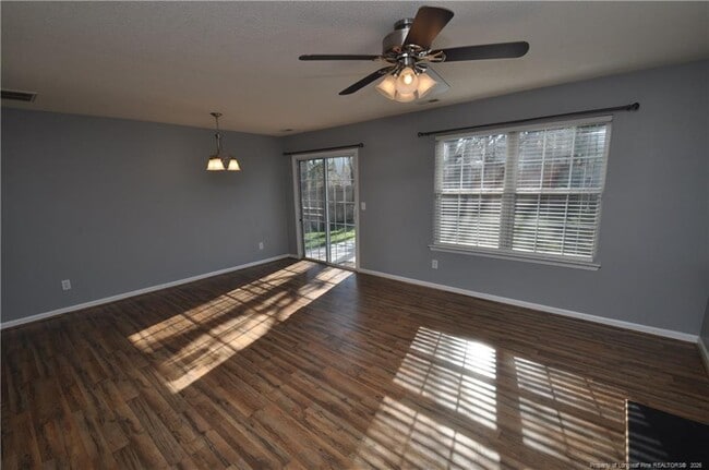 Building Photo - 202 Thorncrest Dr