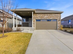 Building Photo - Updated 2-Bedroom, 2-Bathroom Home in Loveland
