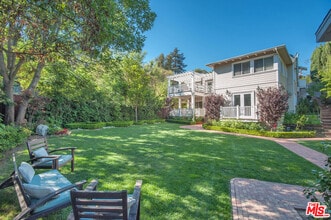 Building Photo - 7120 Pacific View Dr