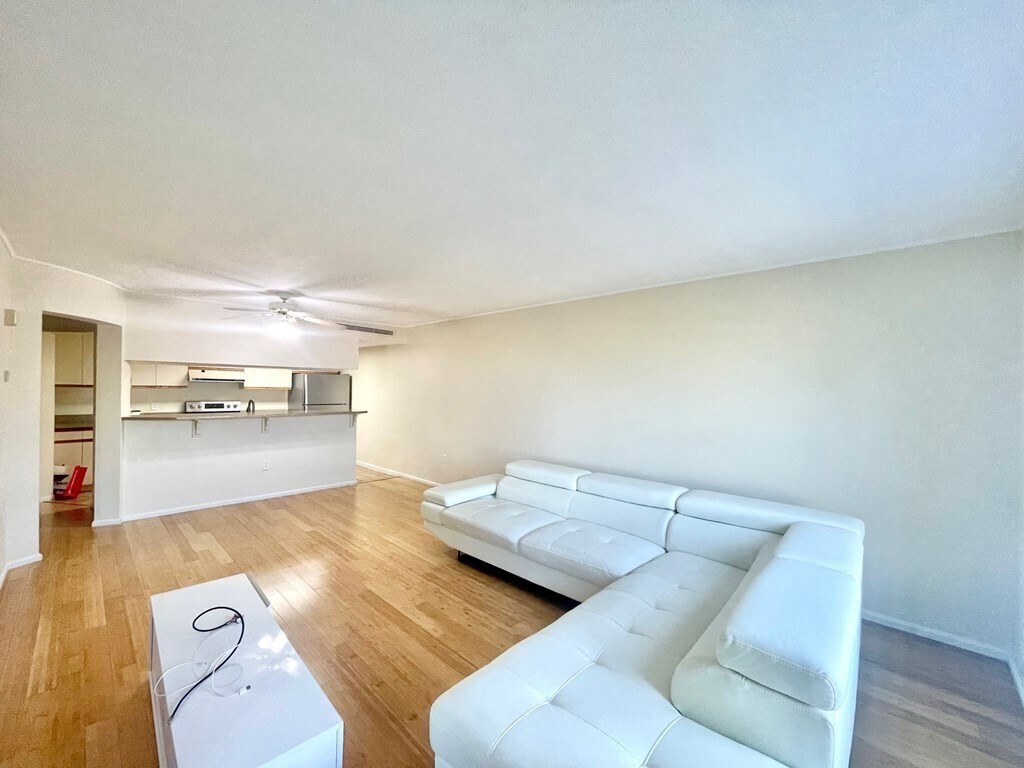 165 Cottage St Unit 608 (Room), Chelsea, MA 02150 Condo for Rent in