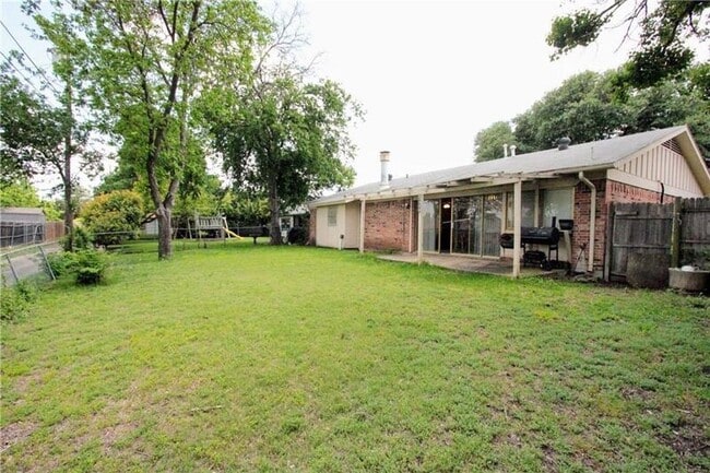 Building Photo - 3309 Ridgeglen Cir