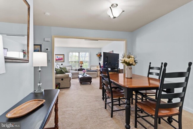 Foto del edificio - 1112 Cross Creek Dr