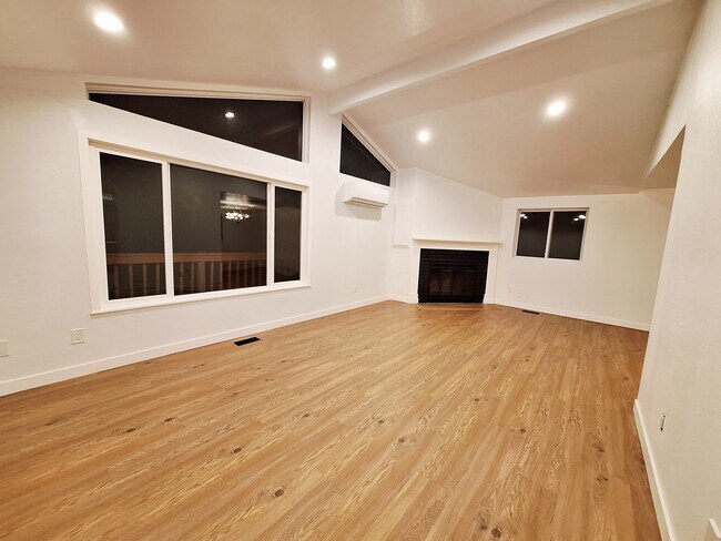 Sala de estar - 13454 95th Ave NE