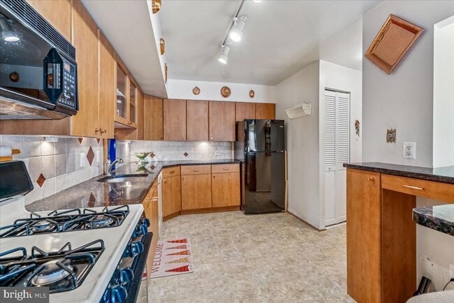 Building Photo - 9039 Sligo Creek Pkwy