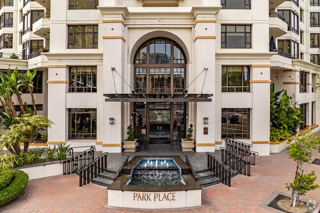 Entrada - Park Place