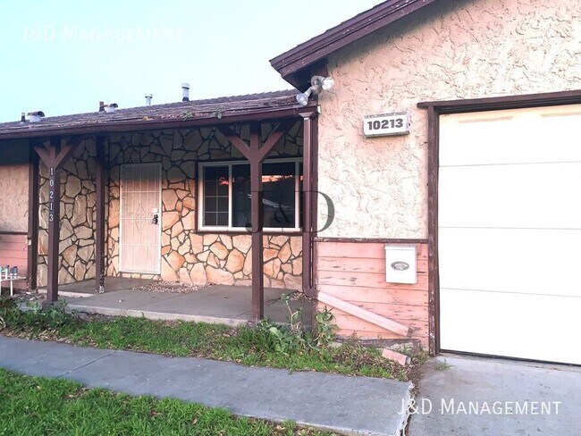 Foto del edificio - 10213 Strathmore Dr