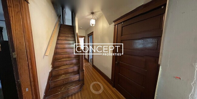 Foto del edificio - 24 Dearborn Rd