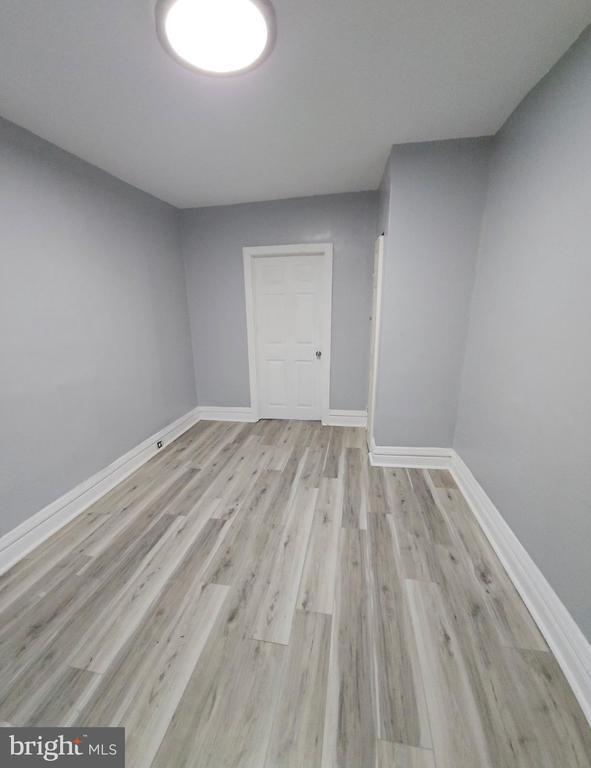 Foto del edificio - 547 Perry St