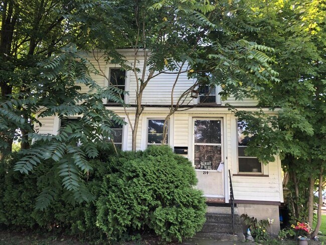 Foto del edificio - 219 N Shenango St