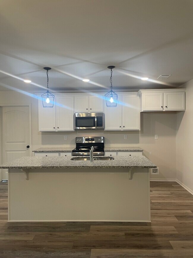 Foto del edificio - 1048 Heritage Way