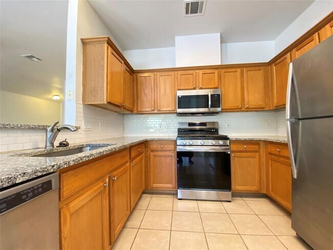 Building Photo - 616 Paso Fino Trail