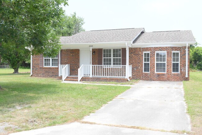 Building Photo - 3008 Thatch Ct