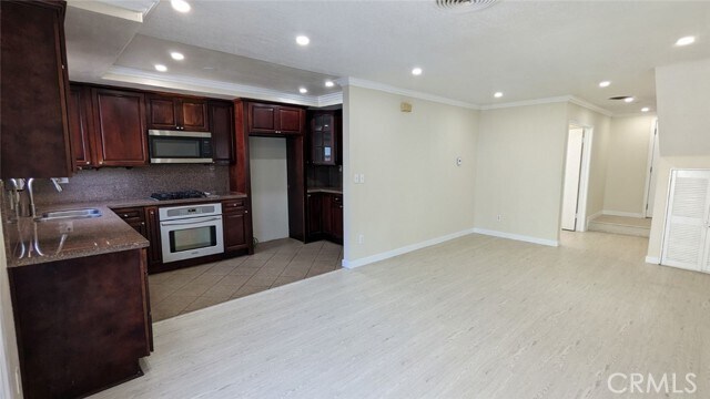 Primary Photo - 7146 Santa Isabel Cir
