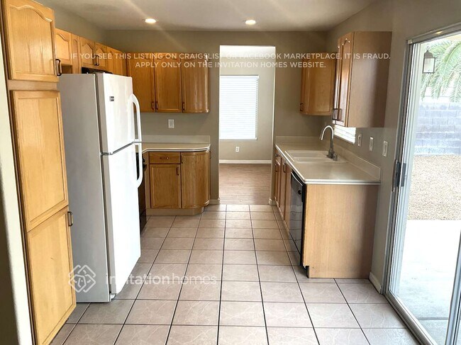 Building Photo - 3703 Funston Way