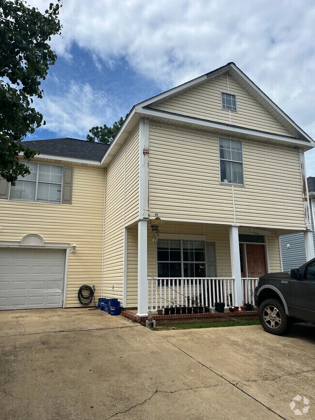 Building Photo - 49 Kirk Cauldy Dr