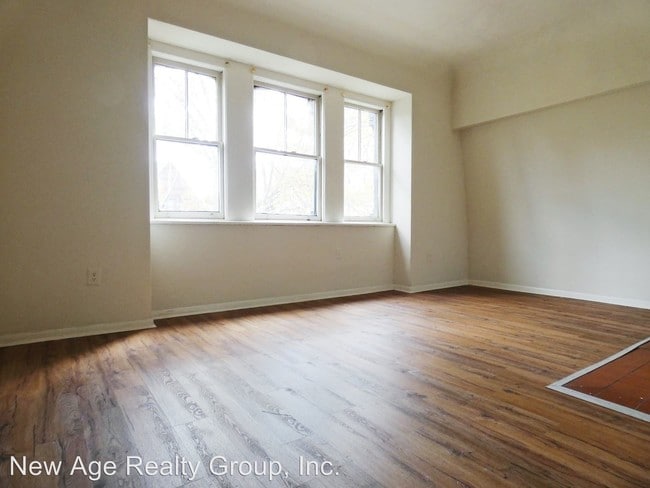 Building Photo - 3303 Powelton Ave
