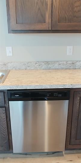 Foto del edificio - 1303 Westwood Cir