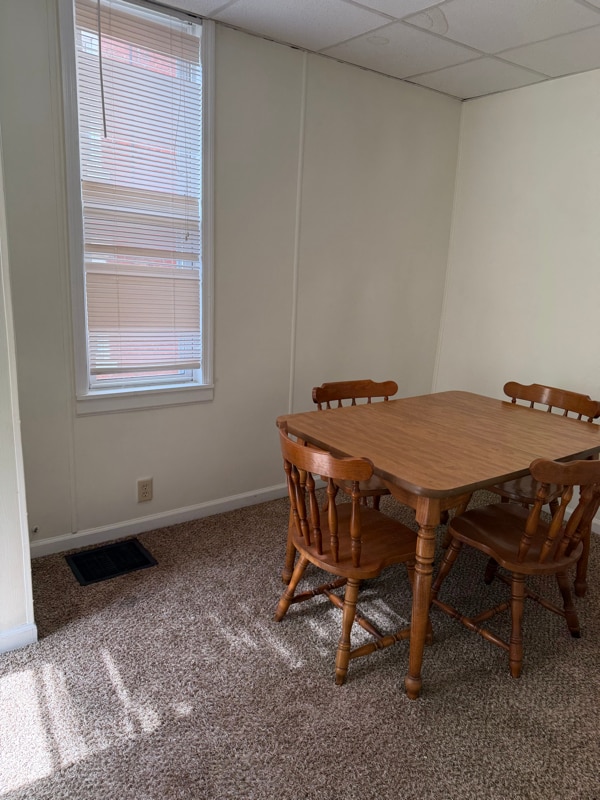 Building Photo - 516 Front St