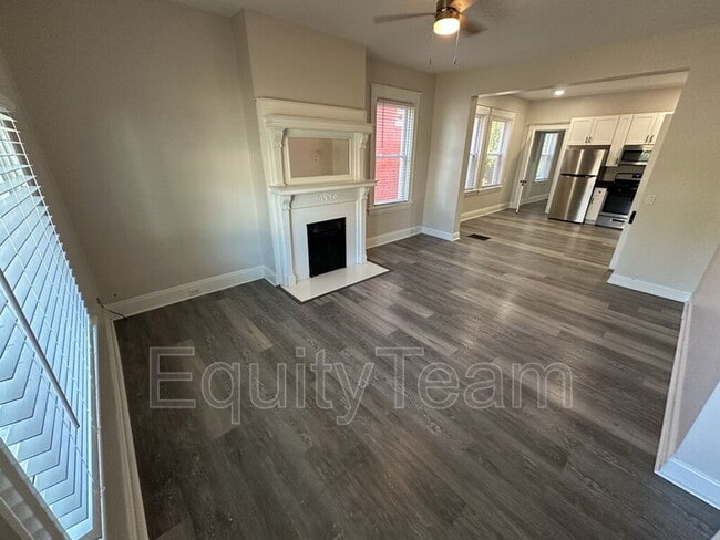 Building Photo - 2341 Kenilworth Ave