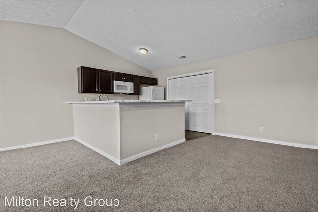 Building Photo - 2 br, 2 bath House - 6748 Willowbrook Dr. #9