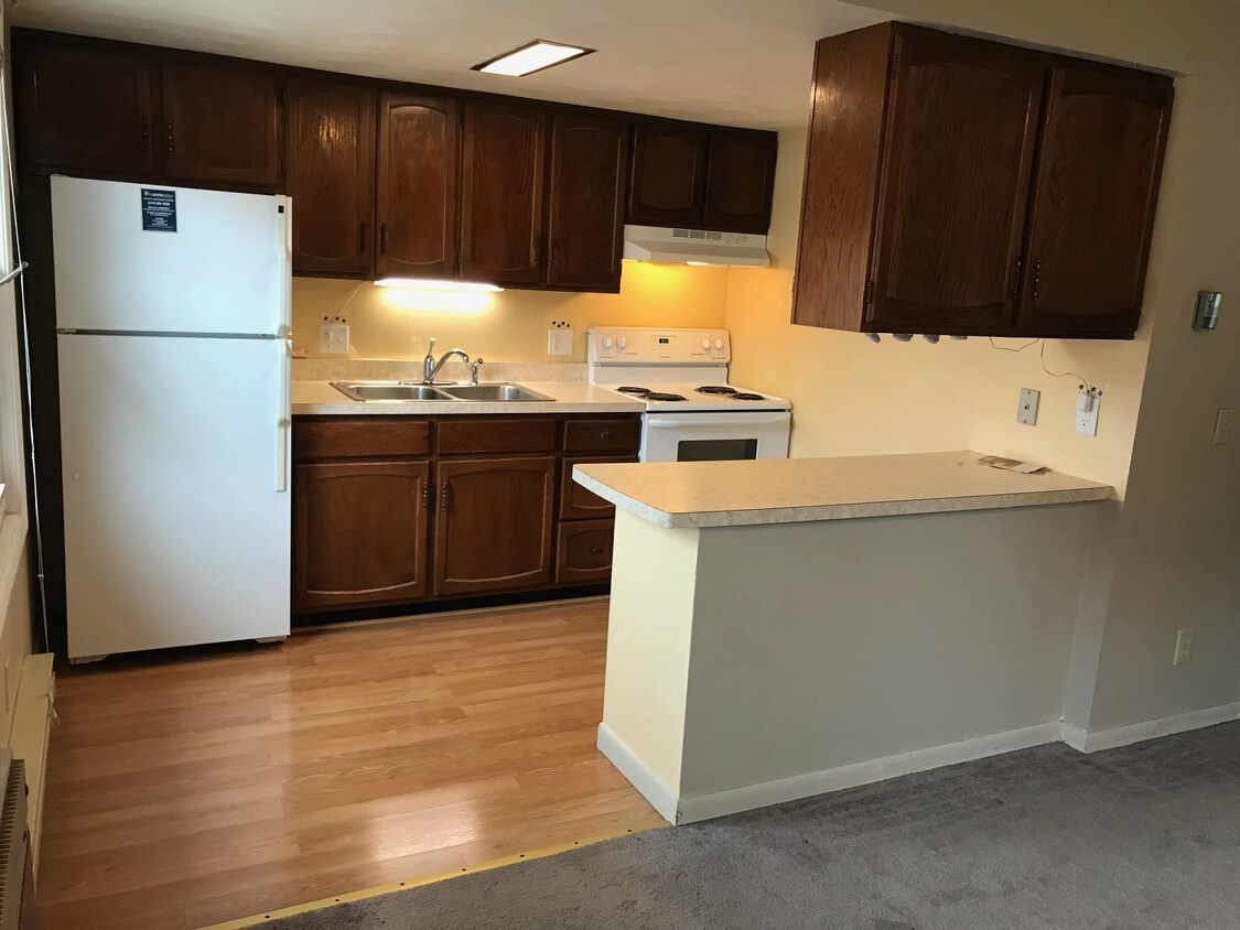 5 Orchard Park Unit 1B, Phelps, NY 14532 Apartment for Rent in Phelps