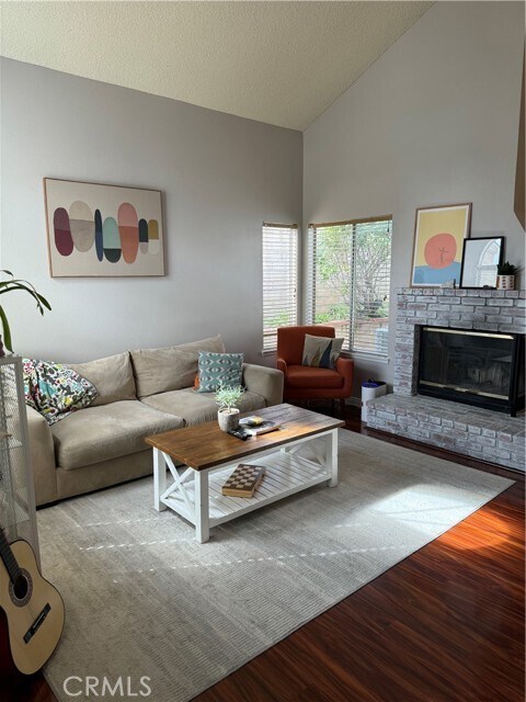 Foto del edificio - 2346 Norte Vista Dr