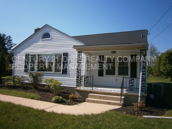 1860 Roosevelt Ave, York, PA 17408 House Rental in York, PA