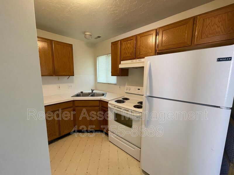 Primary Photo - 242 N Harrisville Rd