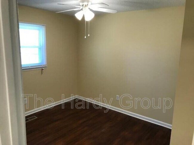 Foto del edificio - 800-B N Vine St