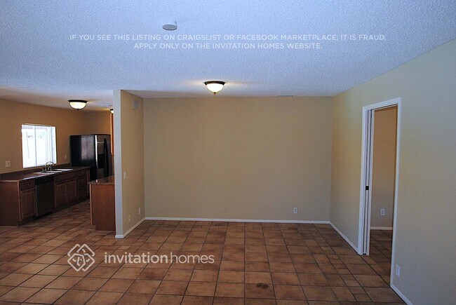 Foto del edificio - 5216 W Laurie Ln