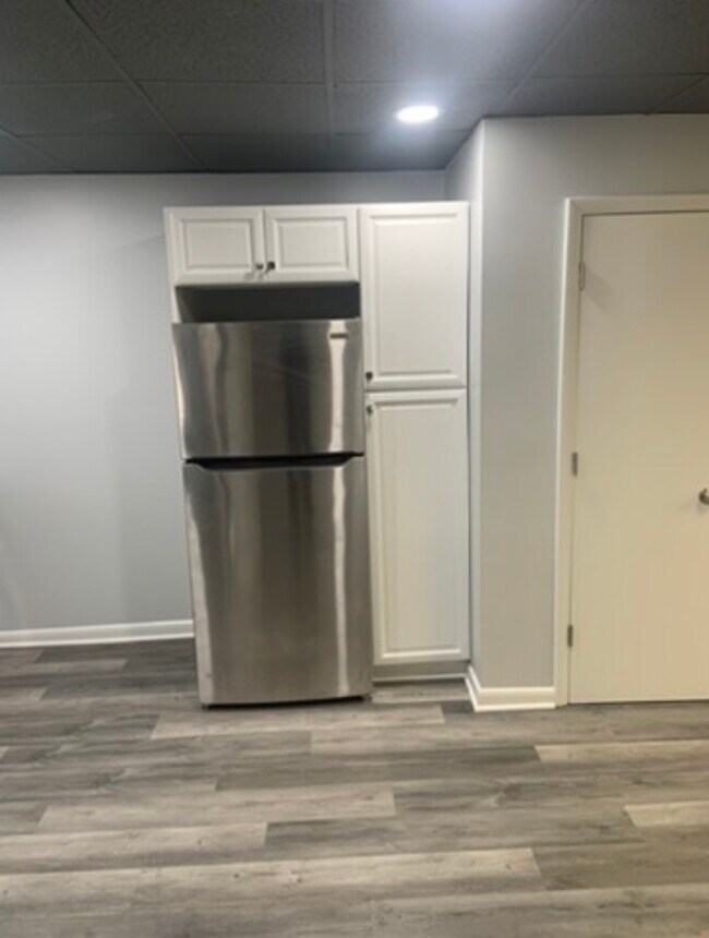 Foto del edificio - 302 E 25th St