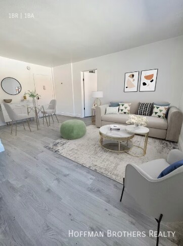 Foto del edificio - 1757 N Orange Dr