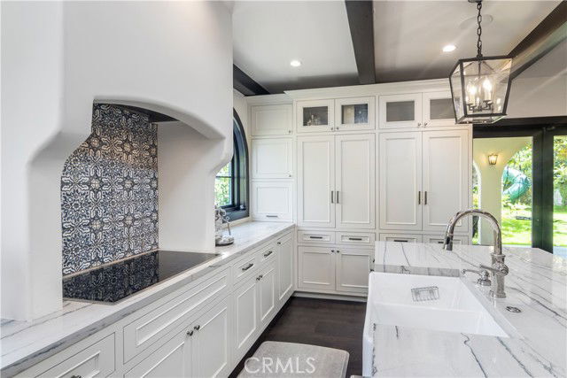 Building Photo - 640 Raymond Ave