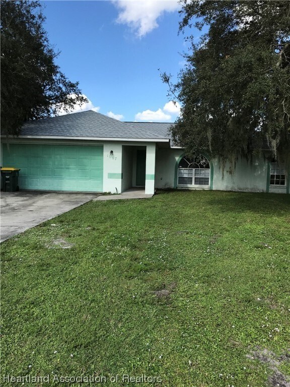 1007 Washington Blvd NW, Lake Placid, FL 33852 House for Rent in Lake